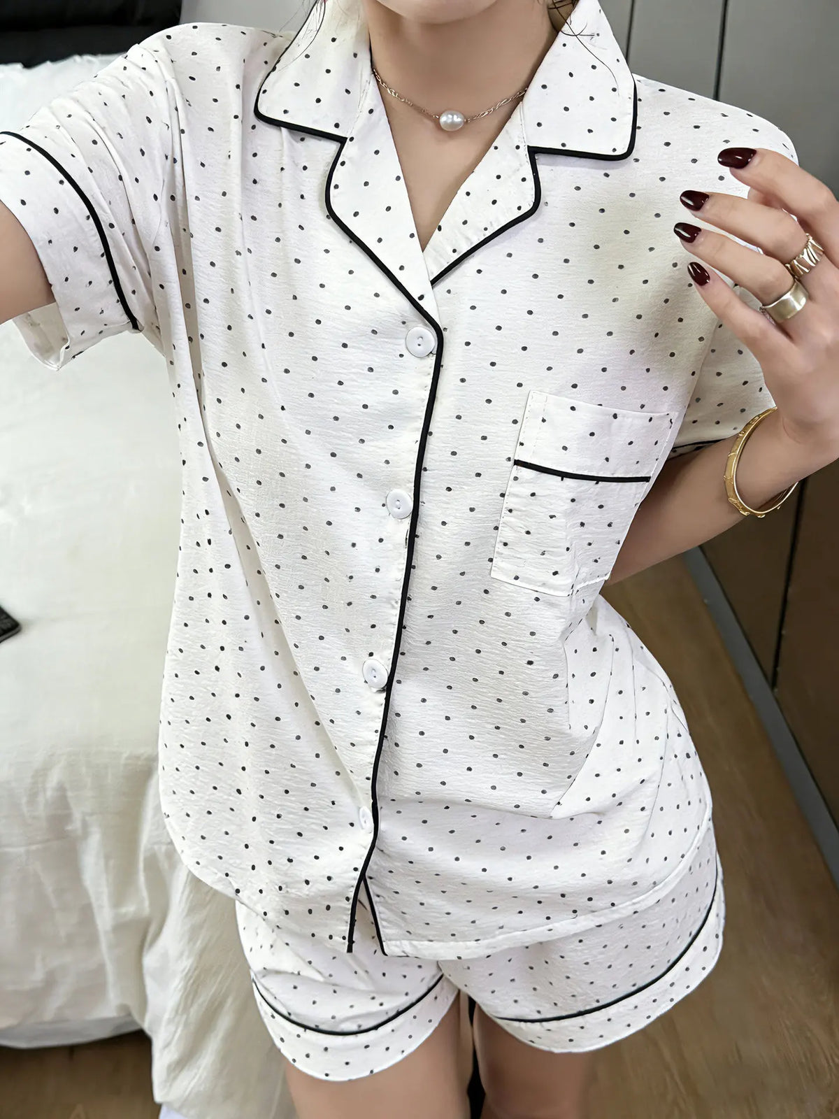 Ensemble pyjama imprimé à pois noirs pour femmes – vue 5